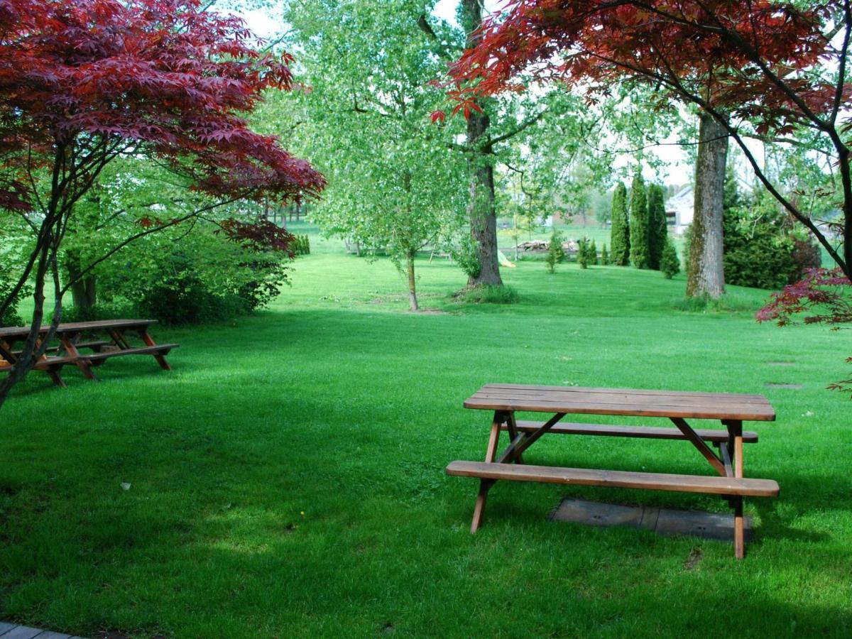 Beautiful Gites With Garden Pond And Playground سبريمونت المظهر الخارجي الصورة